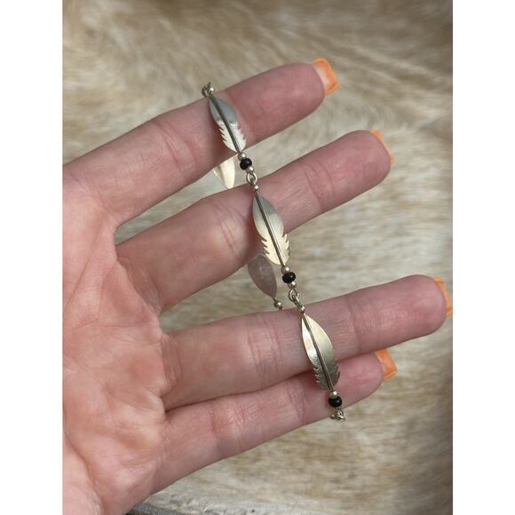 Native American SW Sterling Silver Feather Link Onyx Bracelet 7” - Picture 4 of 12
